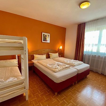 Hotel Gasthof Rose Guenzburg Ngoại thất bức ảnh