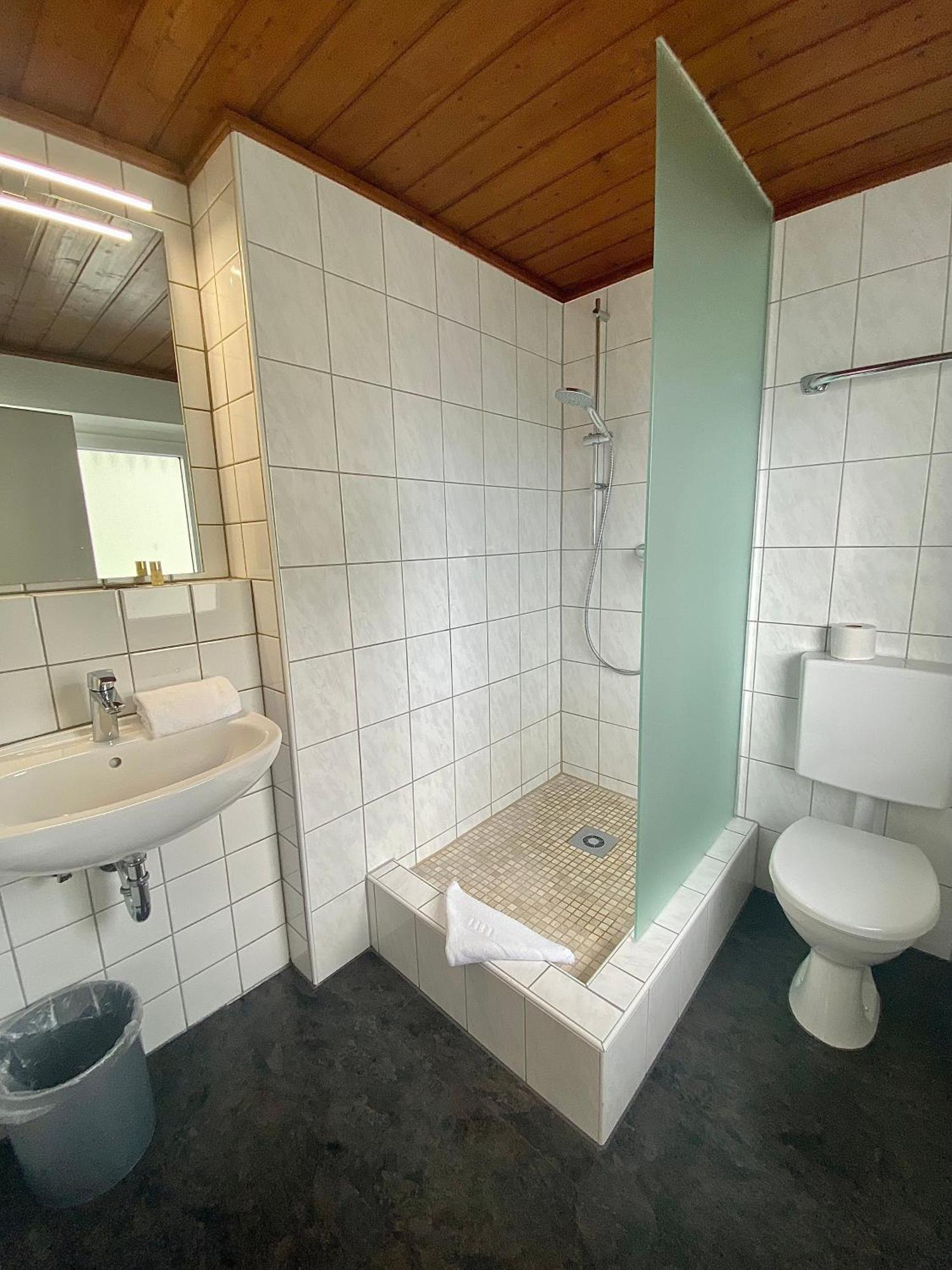 Hotel Gasthof Rose Guenzburg Ngoại thất bức ảnh